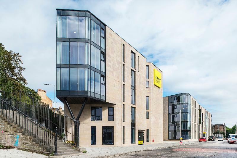 Destiny Student - Holyrood Hotel EDI Kültér fotó